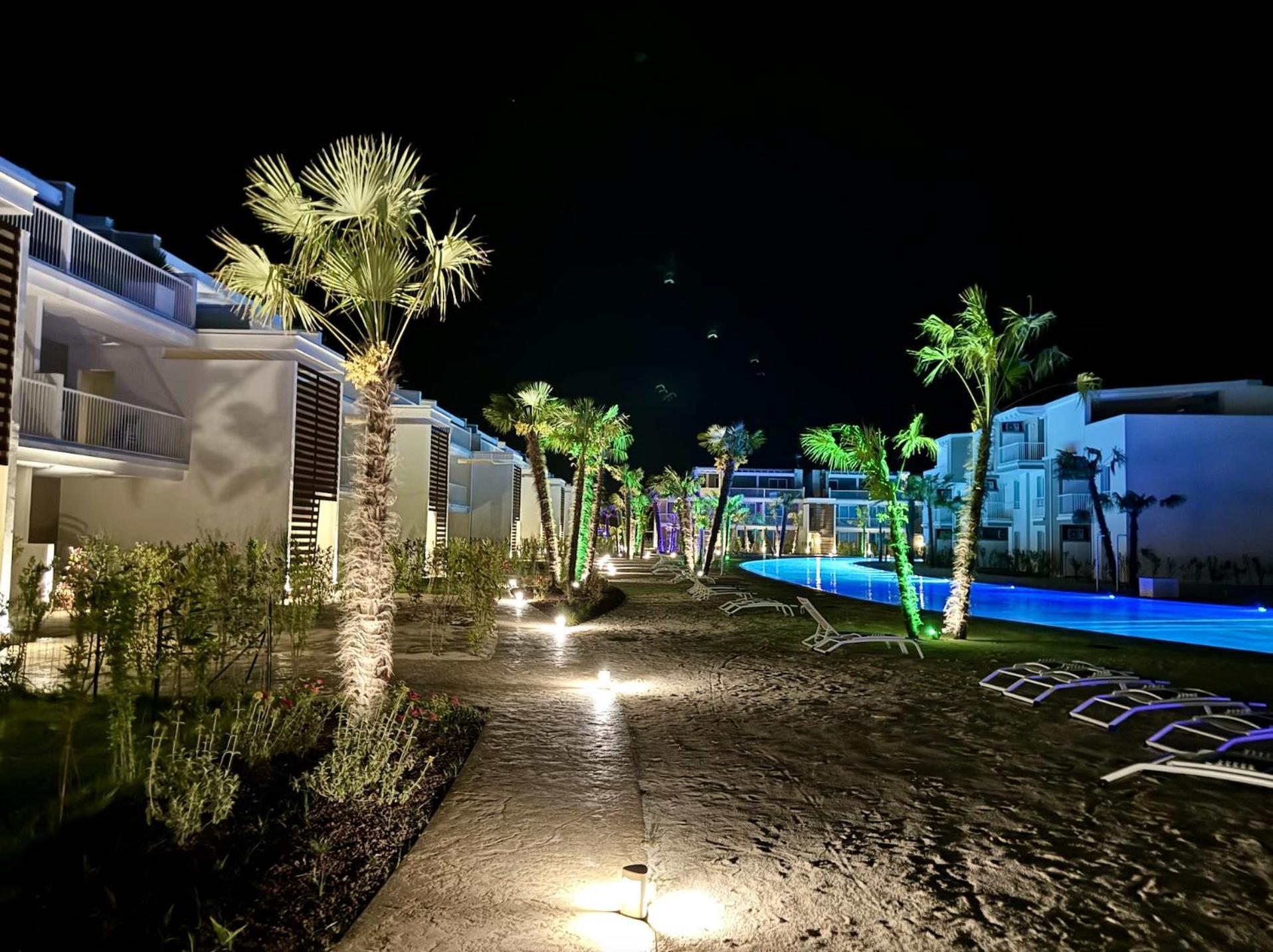 Residence Wave Island - Carraro Immobiliare Jesolo- Family Apartments Extérieur photo